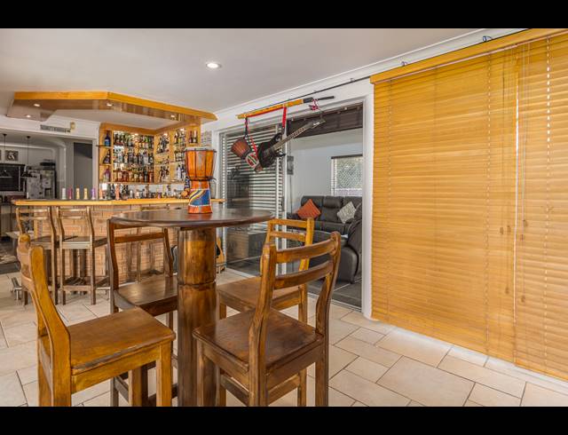 4 BEDROOM FREESTANDING FOR SALE IN PARKLANDS